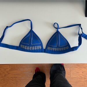 Triangl Bikini Top size extra small